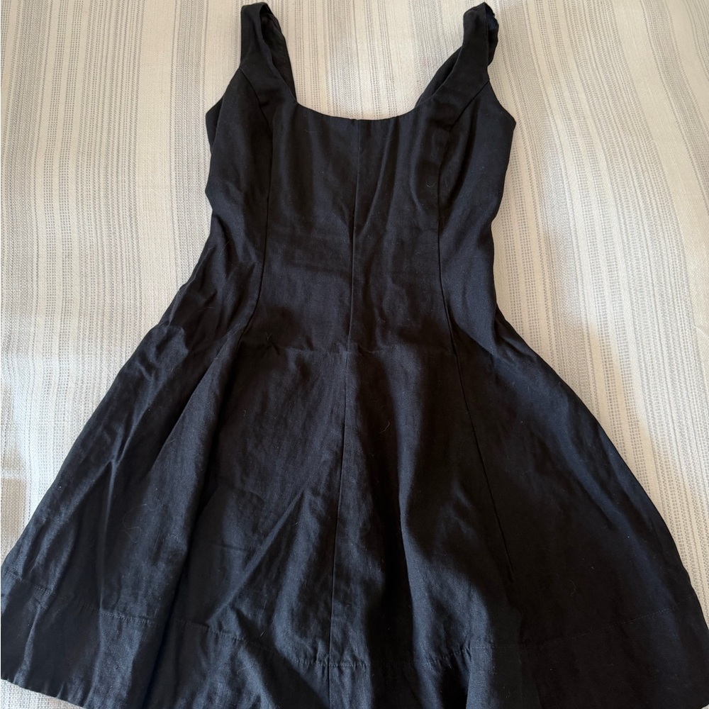 GAP Black Sleeveless Square-Neck Mini Dress